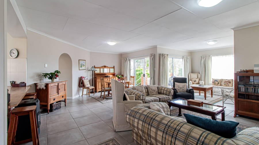 To Let 3 Bedroom Property for Rent in Lovemore Heights Estate Eastern Cape